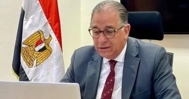 نائب وزير الخارجية يلتقي بالجالية المصرية في الإمارات