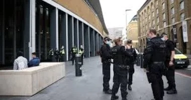 حادث طعن في لندن يعامل كعمل إرهابي