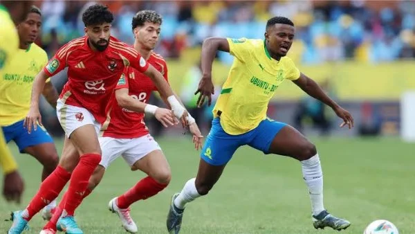 رد وكيل موكوينا على أنباء انتقاله إلى الأهلي