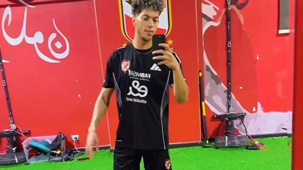 إمام عاشور يقترب من العودة لتشكيلة الأهلي ضد الزمالك
