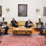 وزير الخارجية يلتقي مسئولي غرفة التجارة الأمريكية