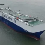 الصين تطلق أكبر ناقلة سيارات صديقة للبيئة