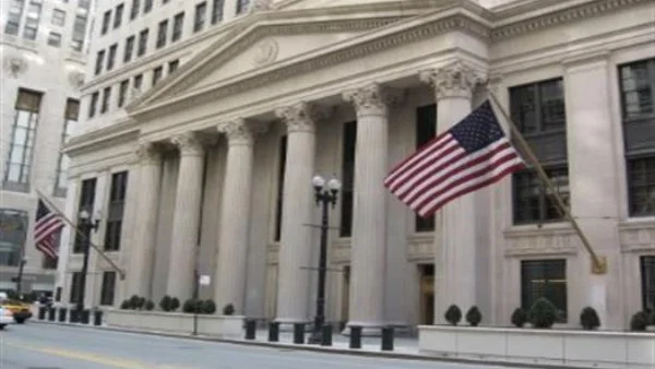 الفيدرالي الأمريكي يثبت أسعار الفائدة وسط عدم اليقين