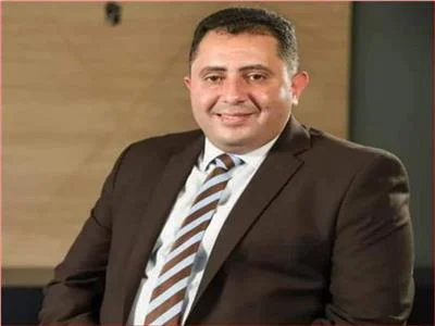 لقاء محافظ دمياط مع النواب لمناقشة مطالب المواطنين