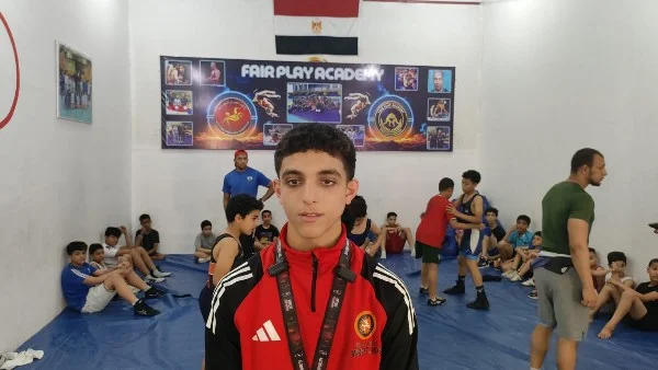 عبد الله حسونة يحقق الذهب في بطولة إفريقيا للمصارعة