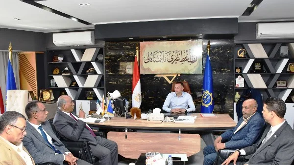 التعاون بين محافظة أسوان وأعضاء البرلمان