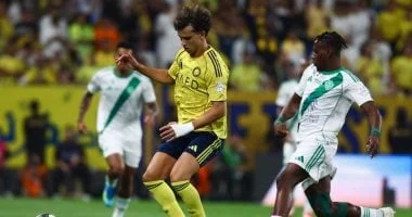 النصر يتفوق على الأهلي ويعزز صدارة الدوري السعودي