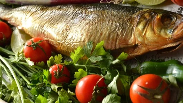 طريقة عمل سلطة الرنجة المدخنة بأسلوب بسيط