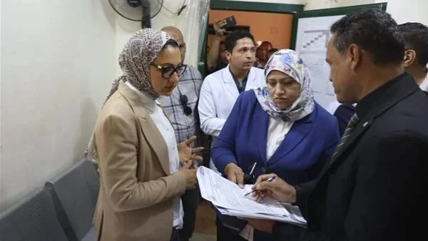 حصاد مشروعات الاستثمار الزراعي ومتابعة الخدمات الصحية