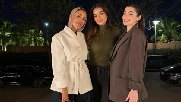 ملك وليلى أحمد زاهر تتألقان في أحدث ظهور لهما