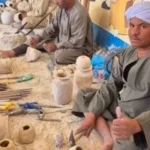 سحر الألباستر يجذب السياح في الأقصر