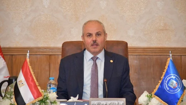 جامعة قناة السويس تحتفي بخريجي برنامج "كوزمو"