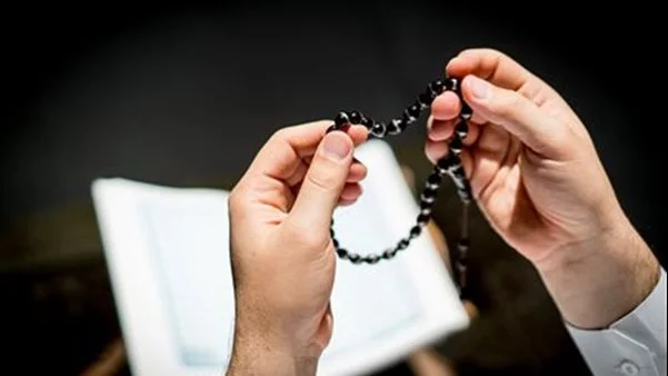 أذكار النوم: دعوات لسكينة وطمأنينة