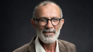 كامل الباشا ينتظر عرض أفلام جديدة في السينما المصرية