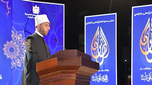 وزير الأوقاف يهنئ عمال مصر ويؤكد أهمية العمل