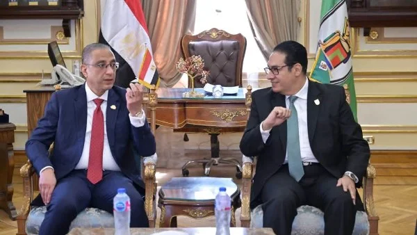 قرارات جامعة القاهرة لتعزيز التعليم والتعاون المجتمعي