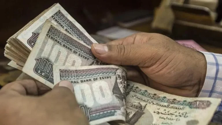 عيد العمال: قانون العمل ينظم العلاوات والأجور