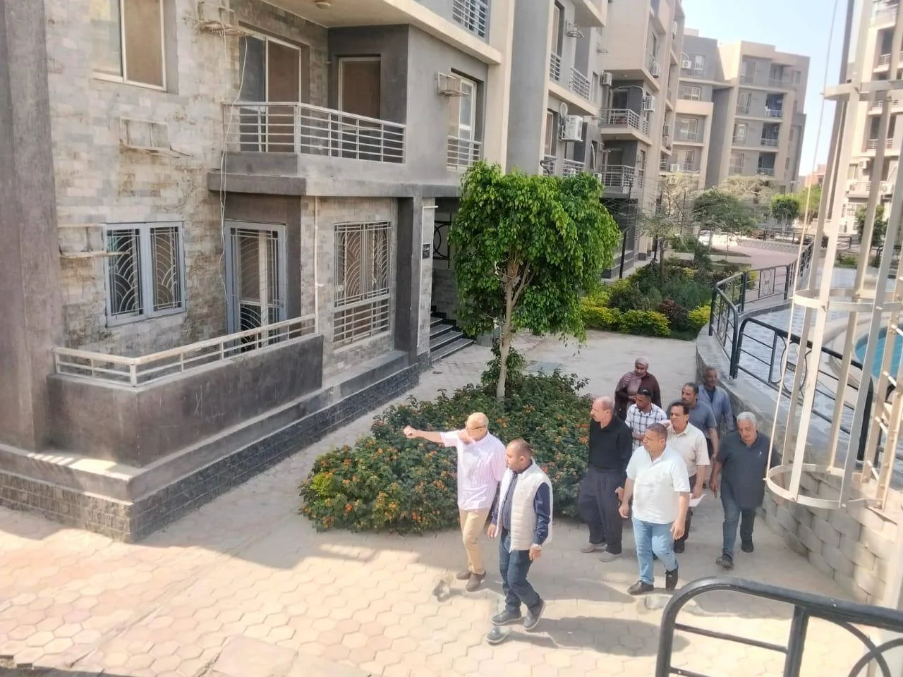 وزيرة الإسكان تتابع مشروعات البنية التحتية بالصعيد