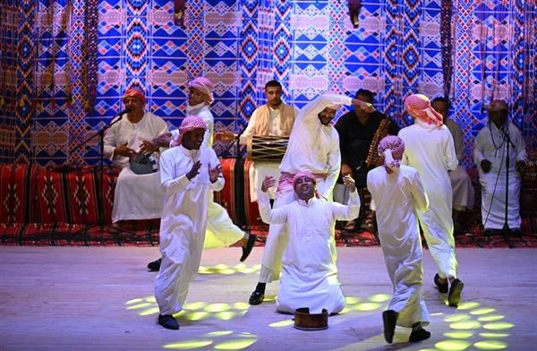 عروض التراث في قصر ثقافة العريش خلال ملتقى سيناء