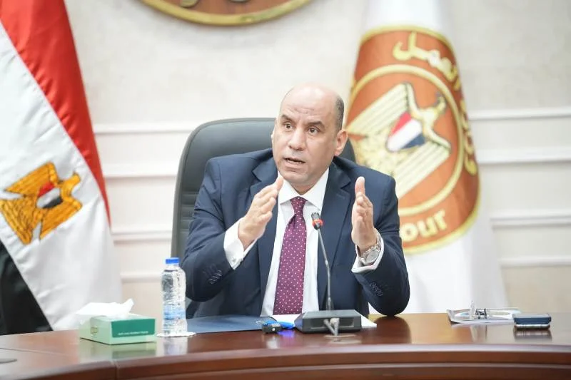 إنجازات وزارة العمل في تشغيل الشباب وذوي الهمم