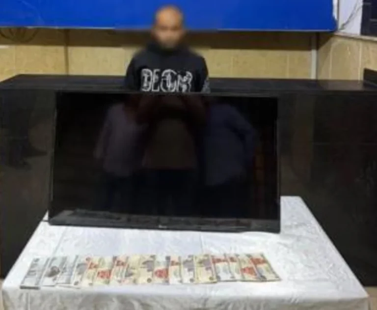 ضبط لص شقق دار السلام بعد كسر الباب