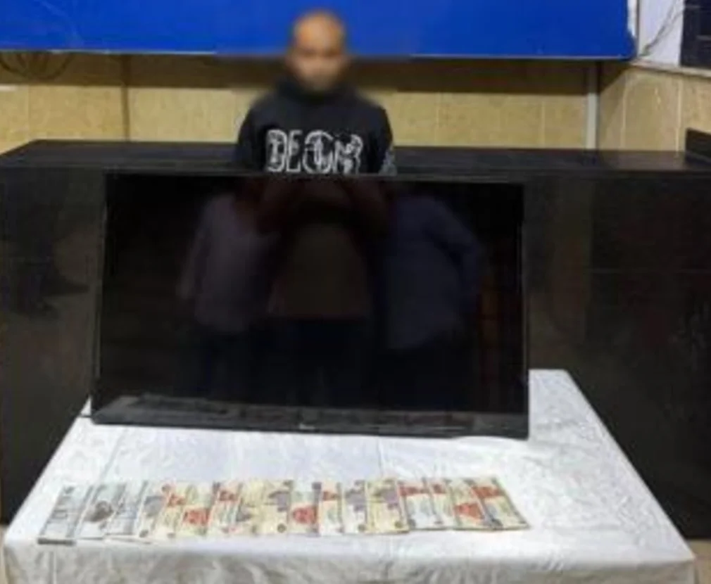 ضبط لص شقق دار السلام بعد كسر الباب