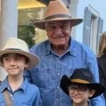 زاهي حواس يواصل جولته الثقافية في ميلانو