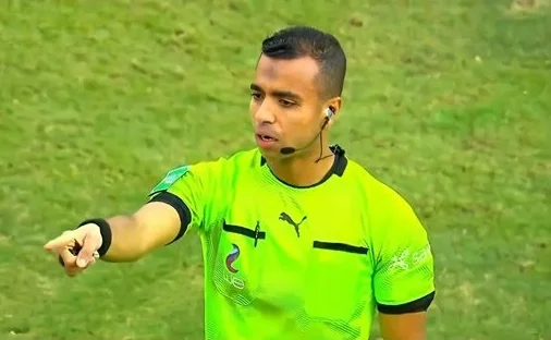 جراحة الرباط الصليبي لحكم كرة القدم مصطفى الشهدي