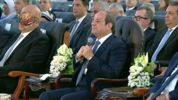 الرئيس السيسي يشهد عرض فيلم عن مصنع نيرك