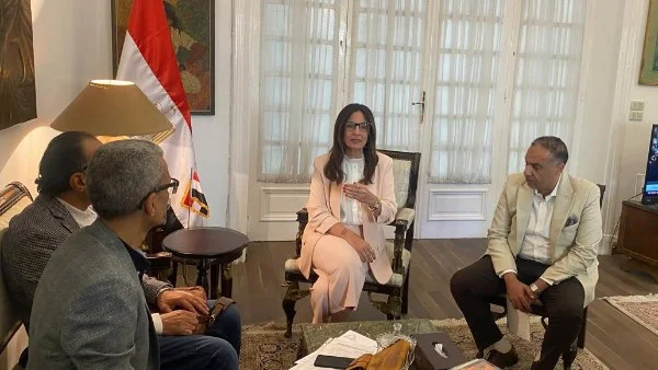 حل أزمة أكاديمية الفنون بقرار وزيرة الثقافة