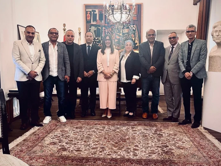 وزيرة الثقافة تحسم أزمة قسم التصوير في أكاديمية الفنون