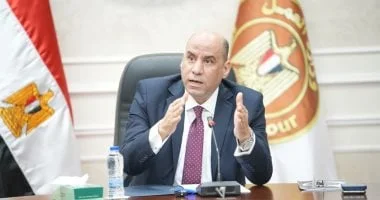 بدء صرف منحة عيد العمال للعمالة غير المنتظمة