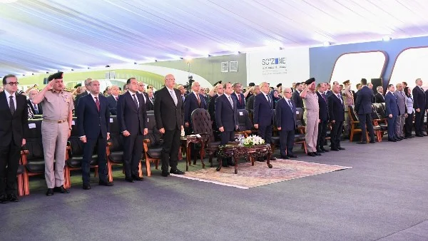 تكريم الرئيس السيسي للعمال في عيدهم