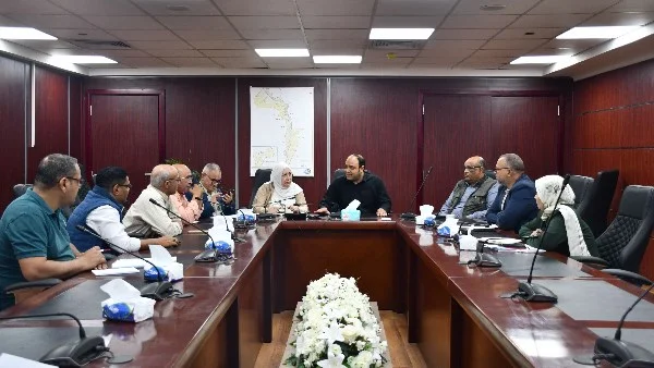 متابعة رئيس مياه الجيزة لتعزيز الخدمات المقدمة