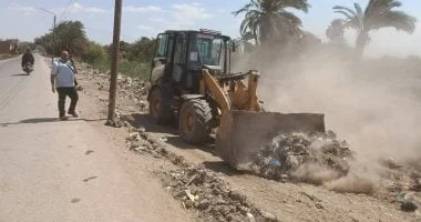 رفع 120 طنًا من القمامة في 8 قرى بسوهاج