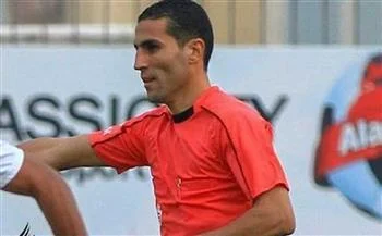 محمود ناجي يدير مباراة المصري وسيراميكا غداً