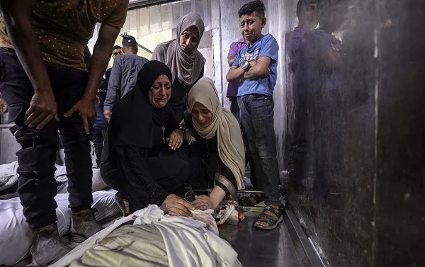 استشهاد 3 فلسطينيين في قصف إسرائيلي بغزة