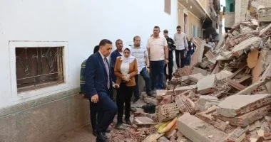 جولة محافظ القليوبية لموقع انهيار منزل بقرية كفر الحمام