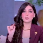 ياسمين عز تعلق على جدل أمير عيد في عزاء ليلى فاروق