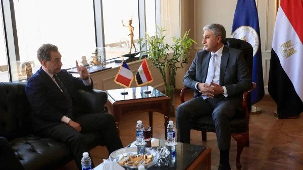 تعزيز التعاون السياحي بين مصر وفرنسا