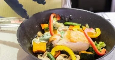 طرق طهي شائعة تسبب أضراراً صحية