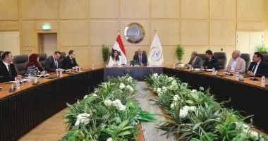 ربط المجتمعات العمرانية بخدمات النقل الجماعي الحديثة