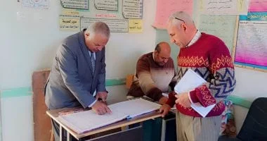 إحالة إدارة مدرسة للتحقيق بسبب عدم الالتزام بطابور الصباح
