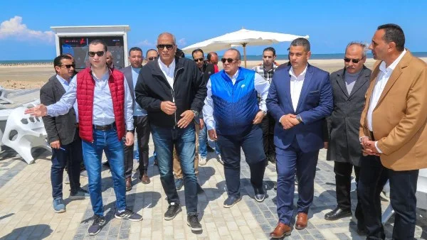 محافظ كفر الشيخ يتفقد الكورنيش الجديد بمصيف بلطيم