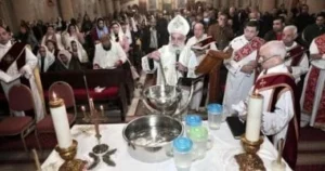 طقس اللقان في خميس العهد بالكنيسة القبطية
