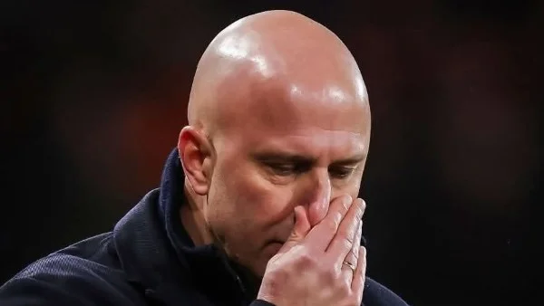 غضب جماهيري بعد هزيمة مؤلمة لليفربول أمام باريس