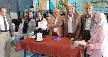 منح الشهادات المعتمدة في الذكاء الاصطناعي بالأقصر