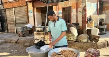 عائلة الترامسي.. إرث صناعة الفول النابت في قنا