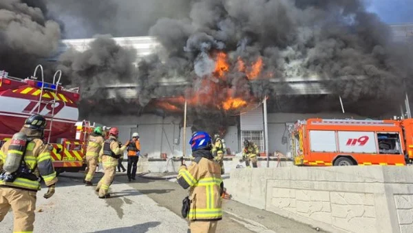 مصرع اثنين من رجال الإطفاء في كوريا الجنوبية