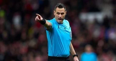 طاقم التحكيم لمباراة ليفربول وباريس سان جيرمان في دوري الأبطال